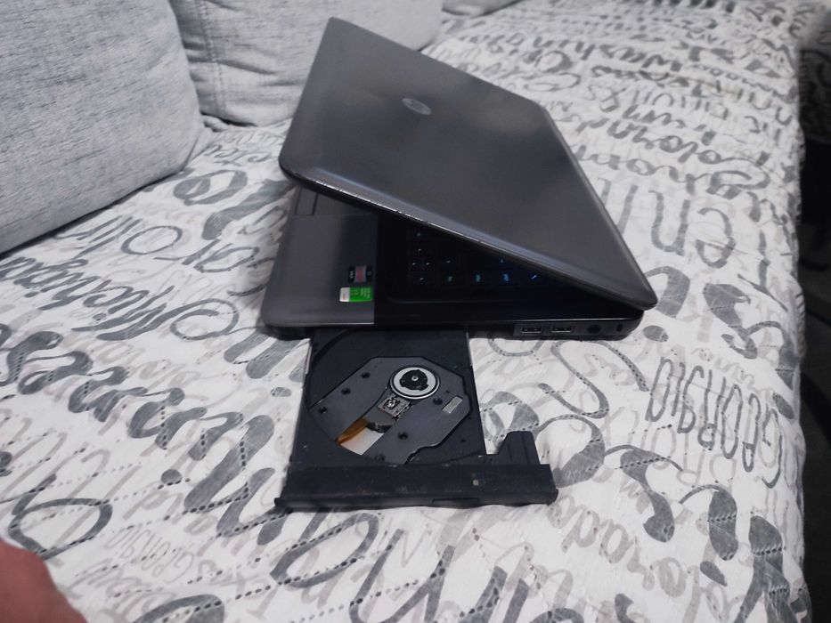 Лаптоп HP 655  AMD