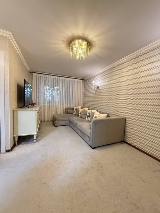 Продаётся 3х комнатная квартира, ор Стадион Старт, Новомосковская