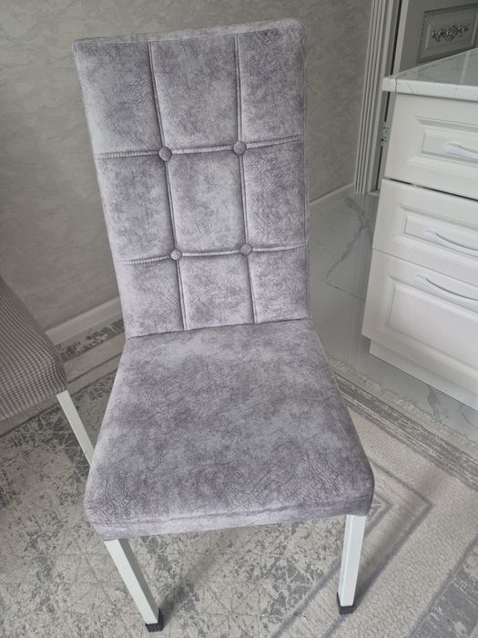 Мягкие стулья новые