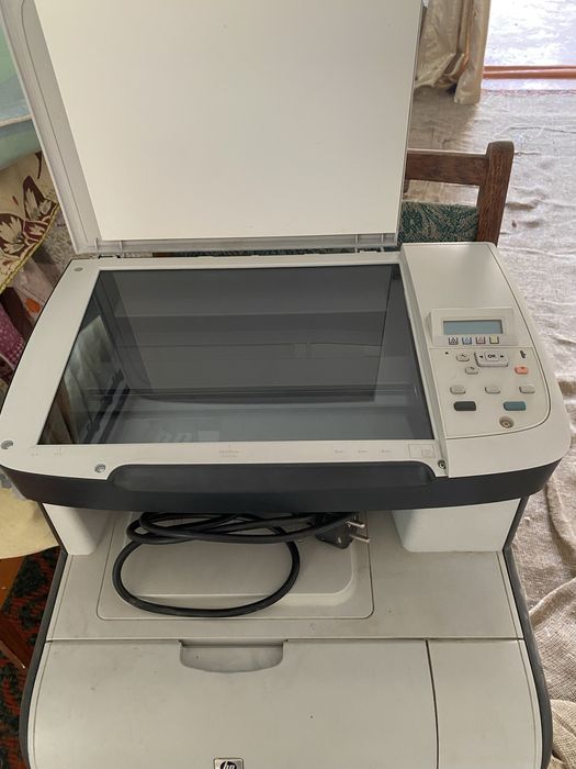 Принтер лазерный hp