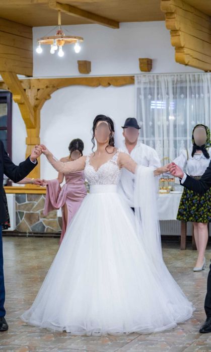 Rochie de mireasa superba, printesa, A line, comoda, cu maneca lunga