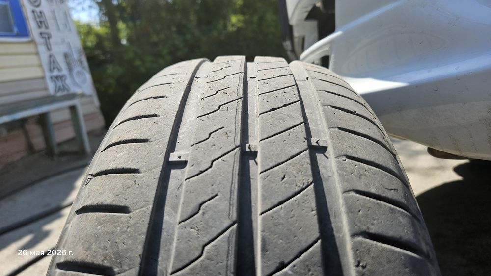 Продам Шины бу 175/65/14