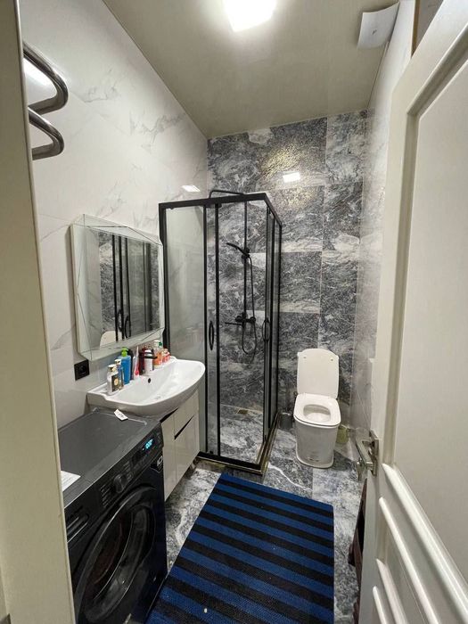 Yunsobod Bodomzor metrosiga yaqin 2xonali kvartira ijaraga beriladi.