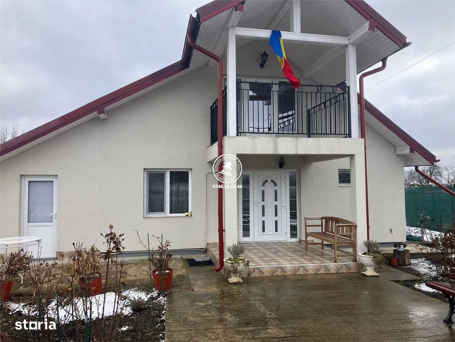 Vila de vanzare Stejari