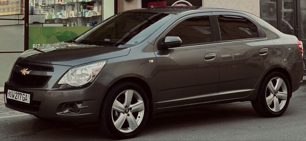 17 лик диска сотилади балон билан биргаликда.Диска идеал ҳолатда.