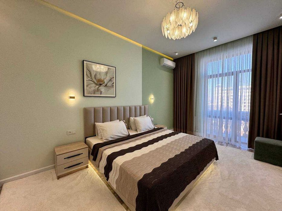 Алайский-Новостройка! Сдается новая 3-х ком. квартира в центре города!