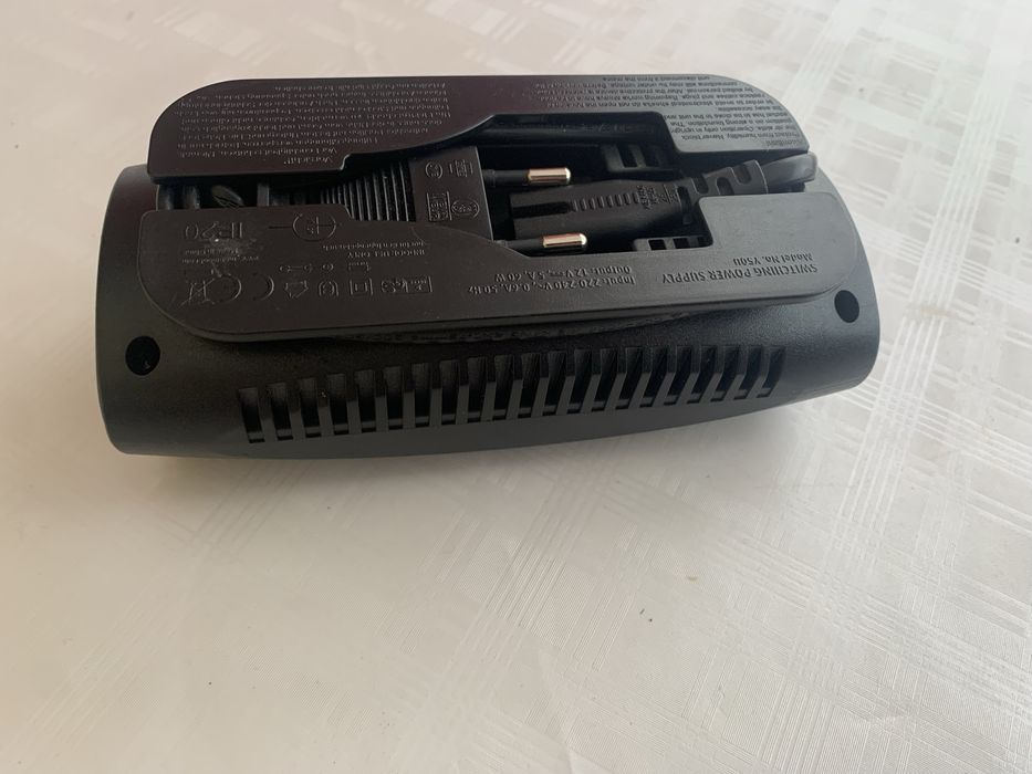 Alimentator 12v priza auto. Invertor priza auto 220v-12v