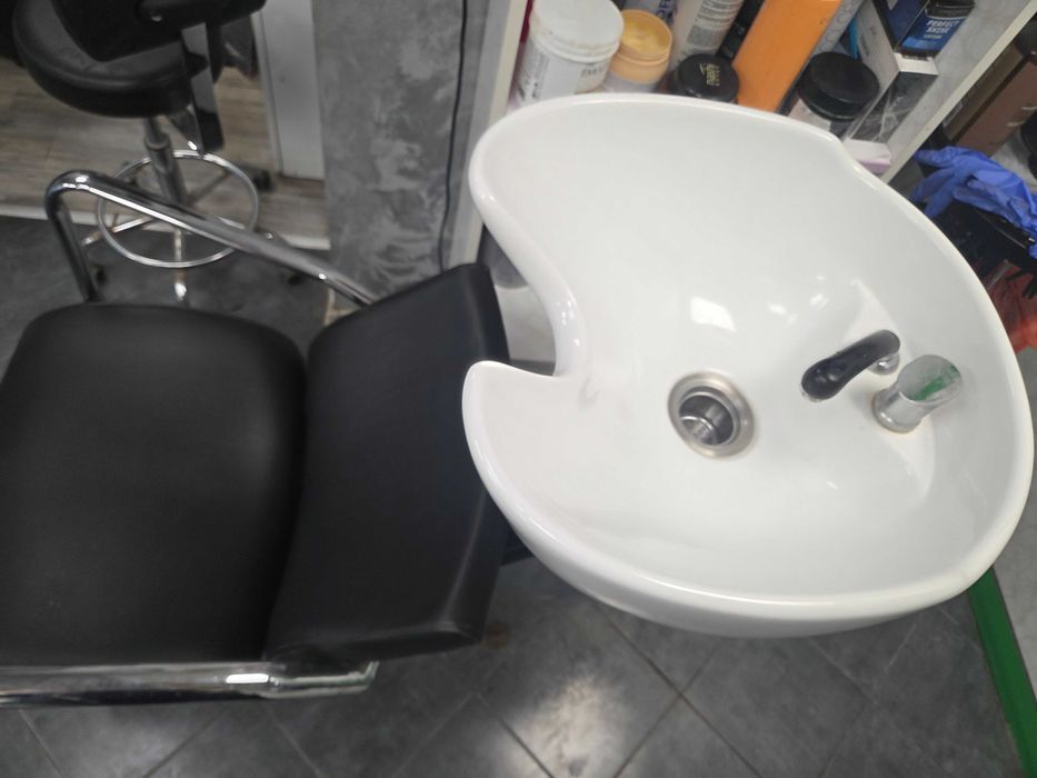 Фризьорски салон