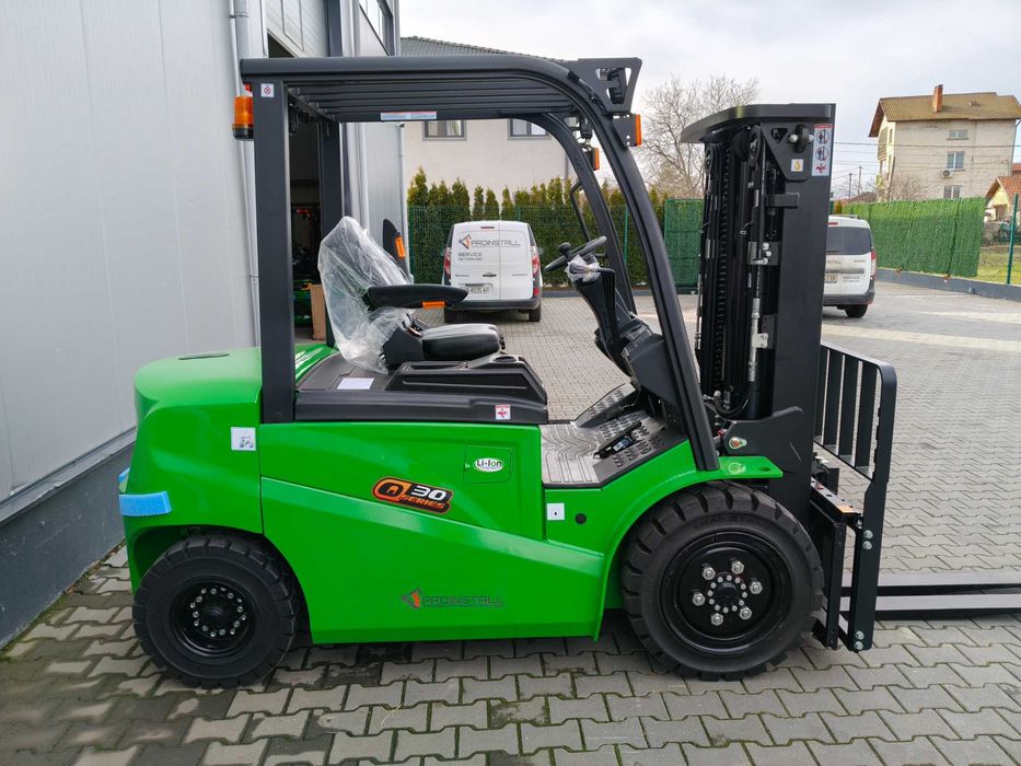 НОВ Електрокар Noblelift, четириопорен, до 3 тона, до 4 м., triplex