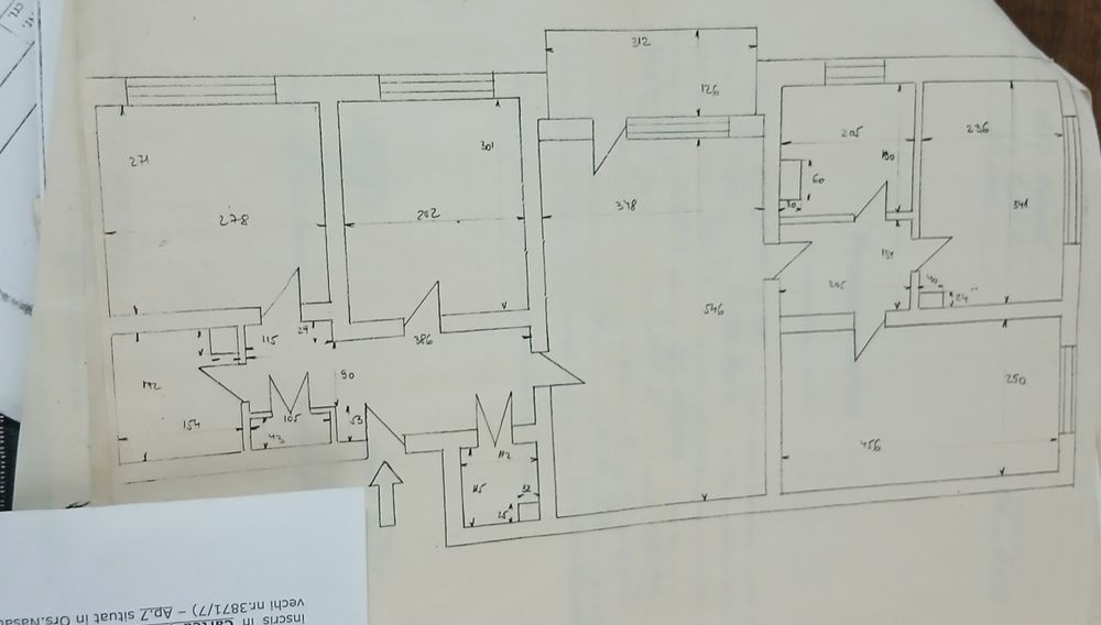Apartament 4 camere 2 bai etajul 1