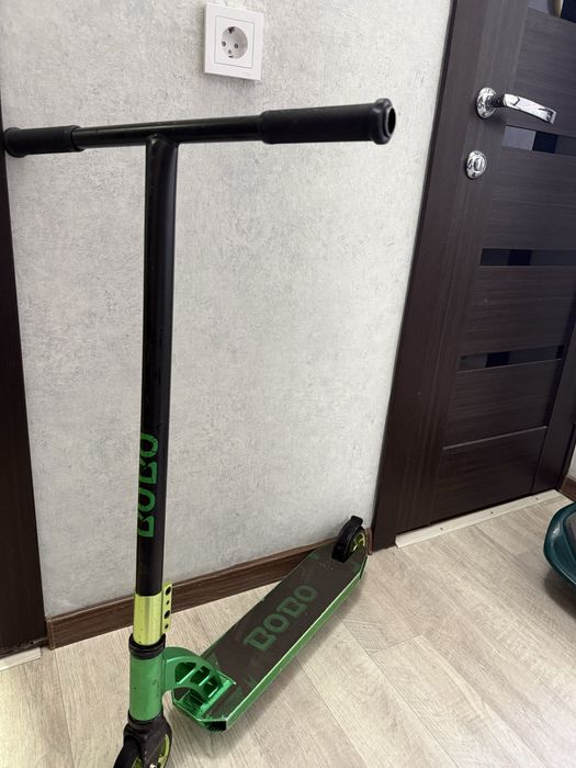 Самокат трюковой