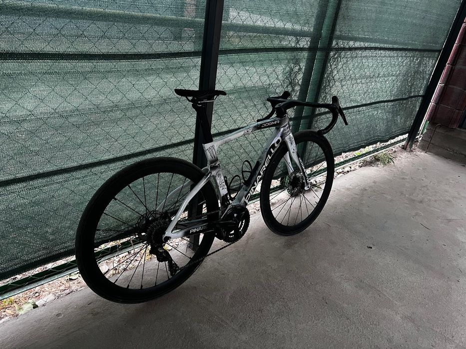 Шоссейный велосипед Pinarello costume