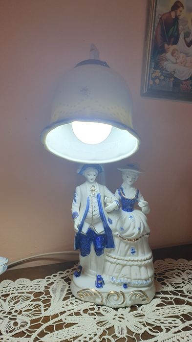 Veioză porțelan,  bibelou băiat și fată