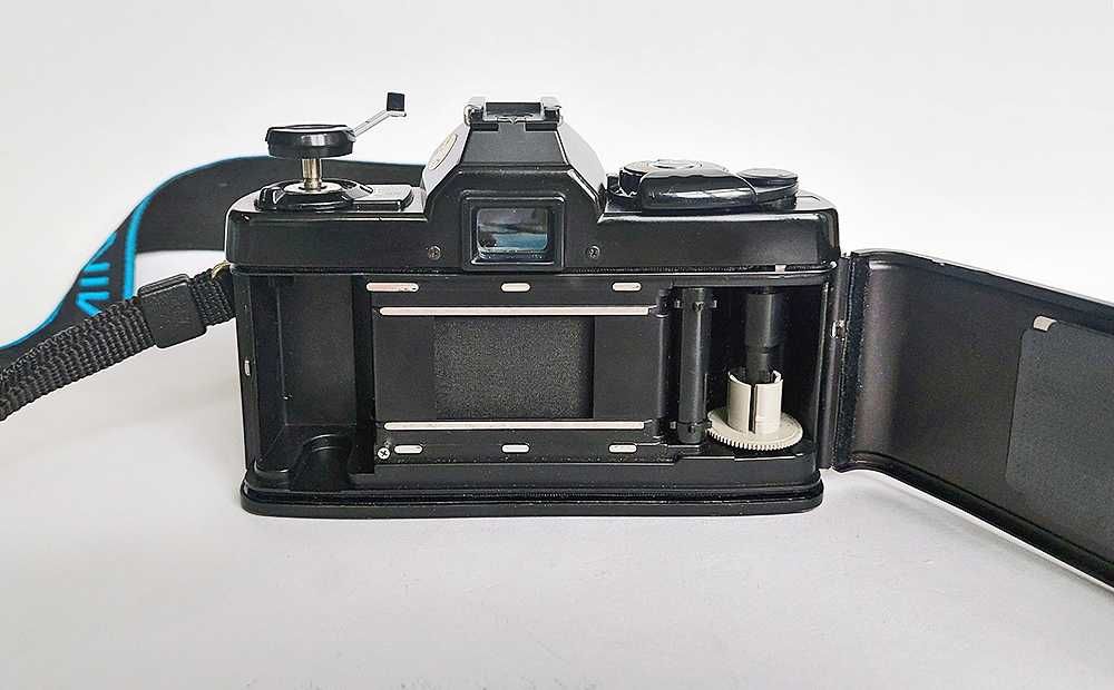 MINOLTA XG 2 -  филмова камера