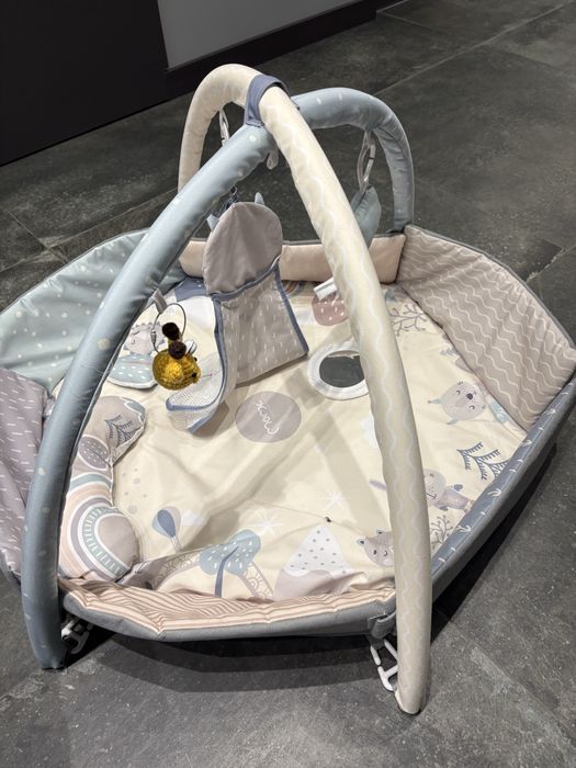 Активна /Образователна гимнастика MoMi Besto pastel