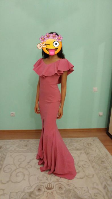 Вечернее платье для девушки с красивой фигурой