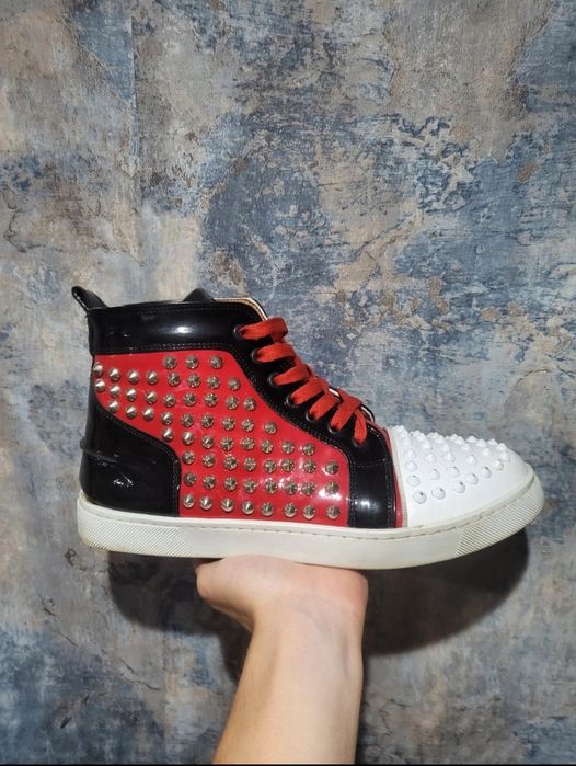 Vand Louboutin Patend Red