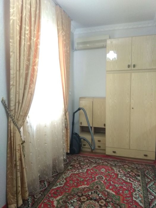 Аренда 2 хонали уй Чорсу , Жар Стадион