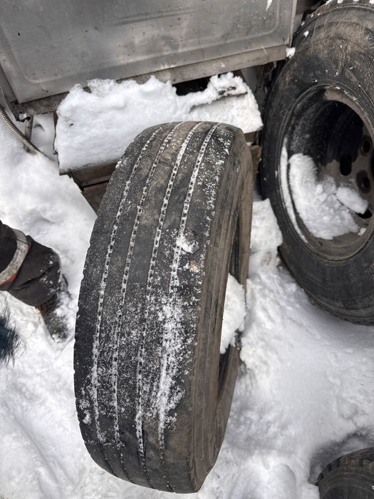 Продам шины срочно