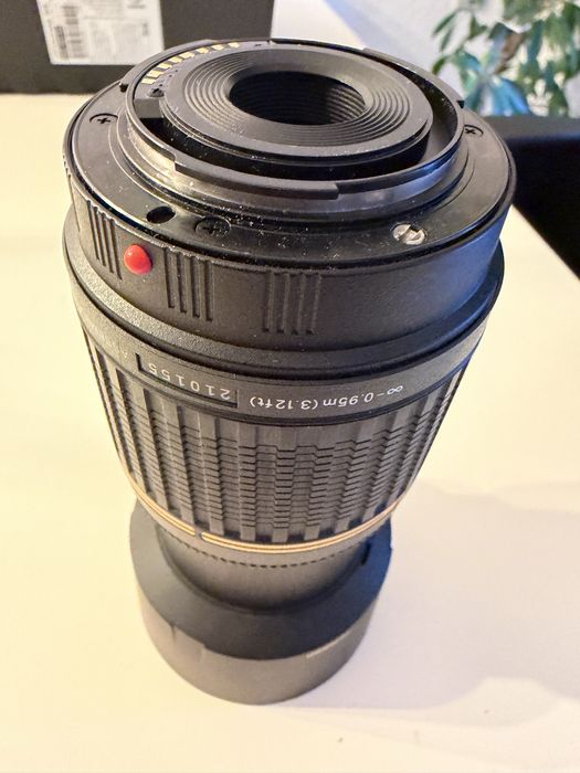 Obiectiv Tamron AF 55–200mm f/4–5.6 Macro pentru Nikon