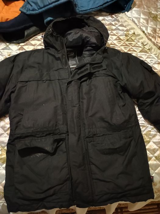 Зимно яке за студенти зимни дни