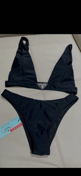 Costum de baie Pr*da, model 2026