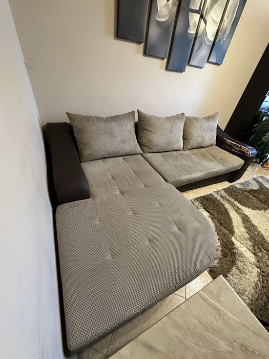 Голям холен диван