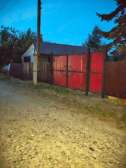 Продам земельный участок с пристройками в селе Прапорщиковои