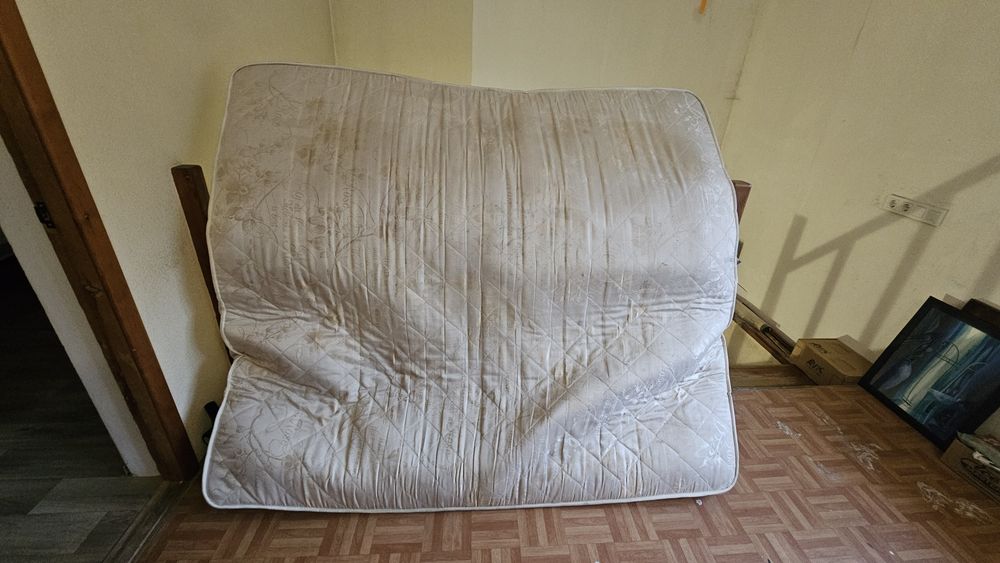 Отдам матрас 200×180