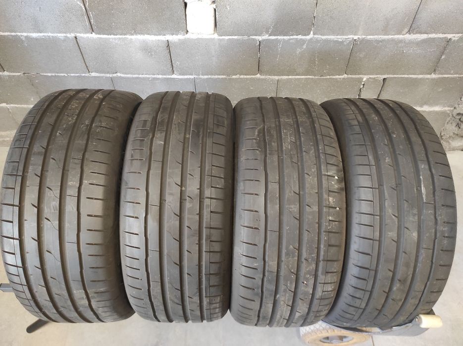 255/45/19 Hankook