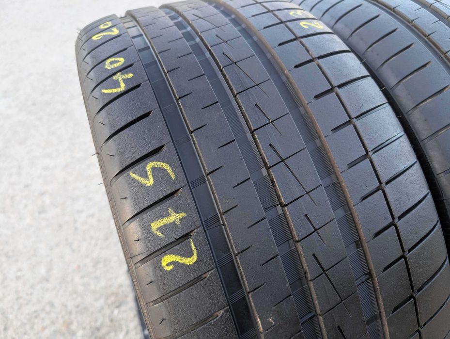 SET 4 Anvelope Vara 275/40 R20 + 315/35 R20 VREDESTEIN Ultrac ras