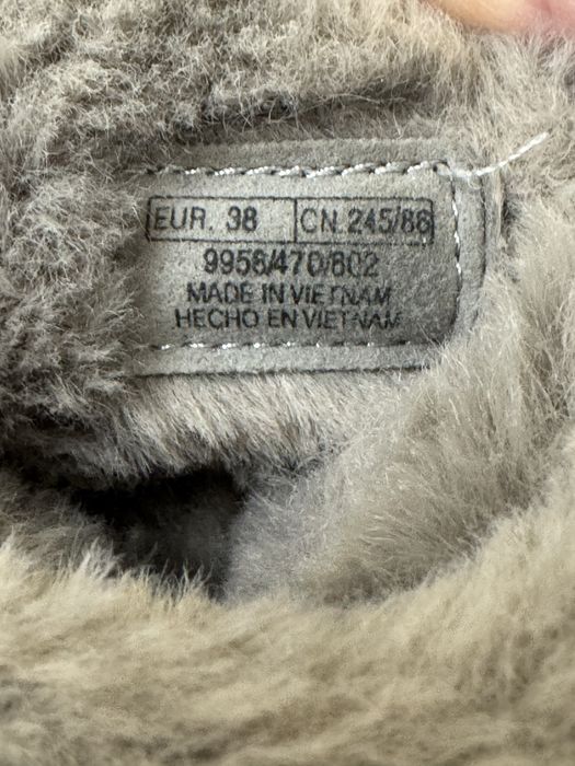 Продам зимние сапоги STRADIVARIUS