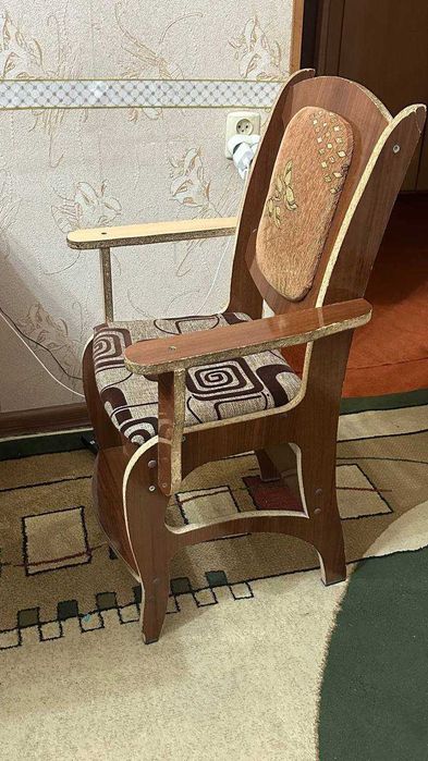 Отдам старую мебель (советского времени) бесплатно, самовывоз