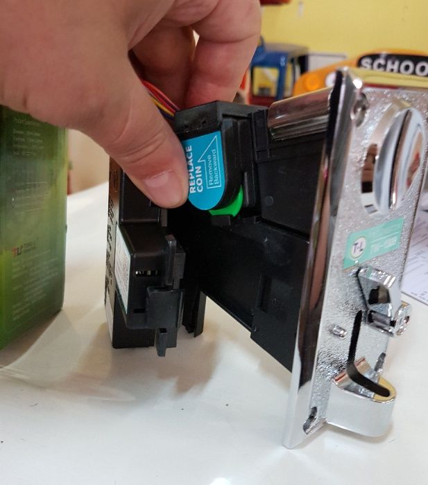 Монетник - Монетници