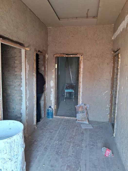 Hovli sotiladi 4sotixli