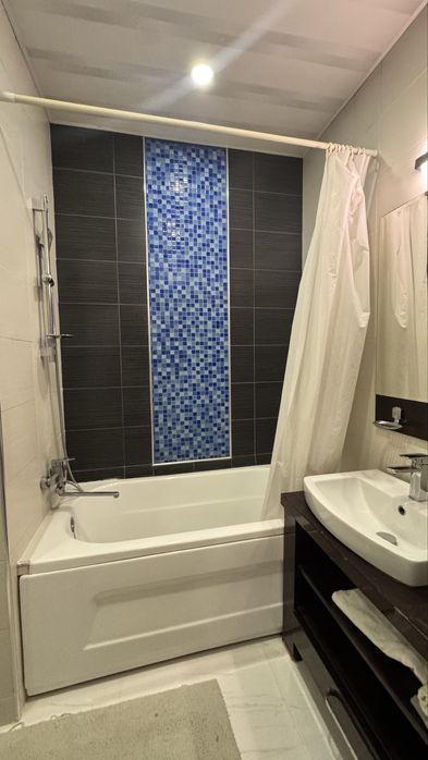 Продется квартира 3/2/4 в отличном месте , 15кв-ал Юнусабадский район