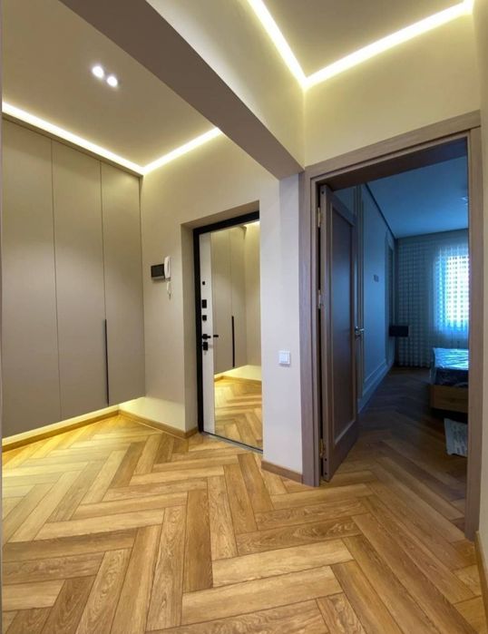 метро Ойбек, комната 2 срочно семья