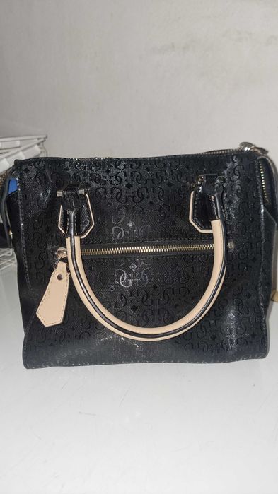 Geanta Guess de vanzare