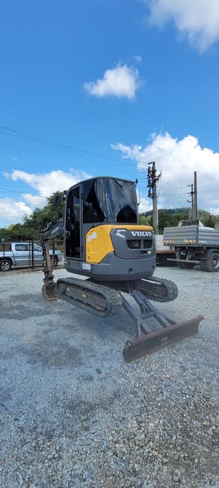 Miniexcavator Volvo ECR35D