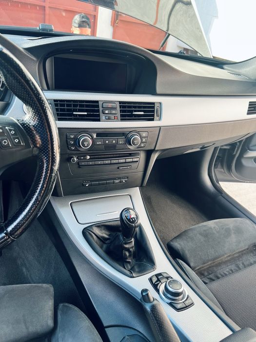 BMW E90 M PAKET  DE FABRICA 320 D 177 PS 2009