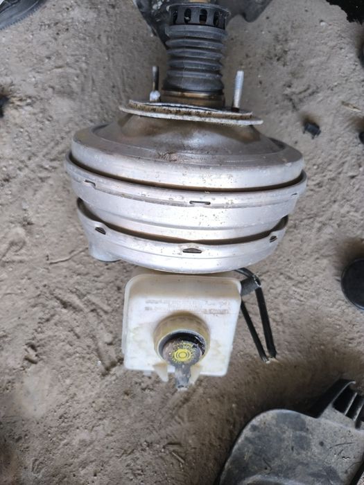 Серво усилвател Бмв е60 е61 520д 177кс n47 bmw e60 e61