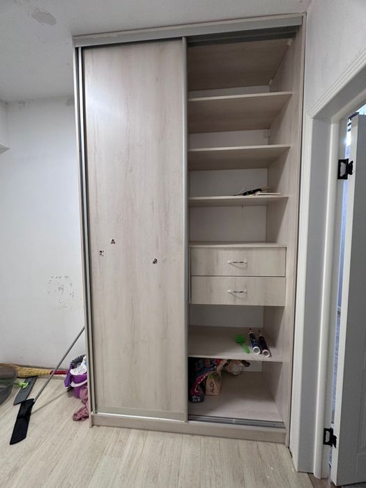 Продам шкаф купе