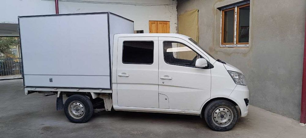 Changan sotiladi.2018-yil 126 ming km yurgan orqa furgonli