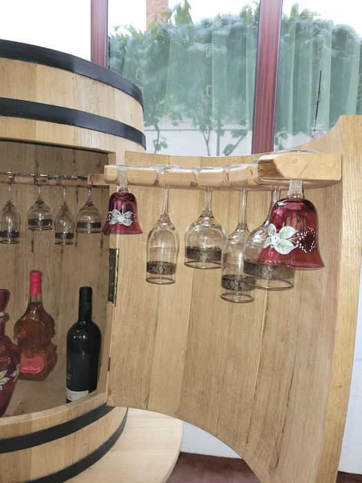 Butoaie decorative din stejar uscat cu suport pahare (2x plus blat)