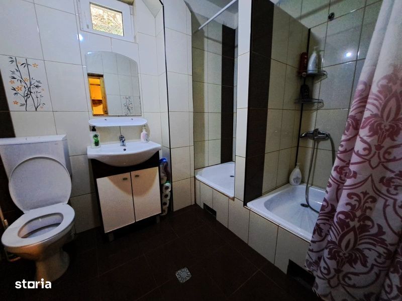 Cabana / Pensiune 9 dormitoare de vanzare, Valea Ierii,  Cluj