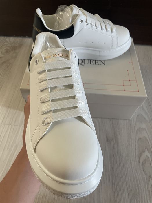 Alexander McQUEEN