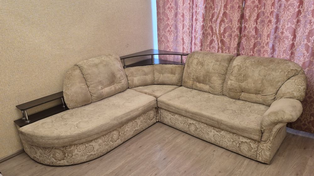 Отдам даром диван