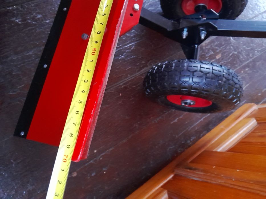 Снегоуборщик колесный