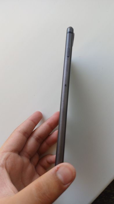 Обменяю iphone 8 plus