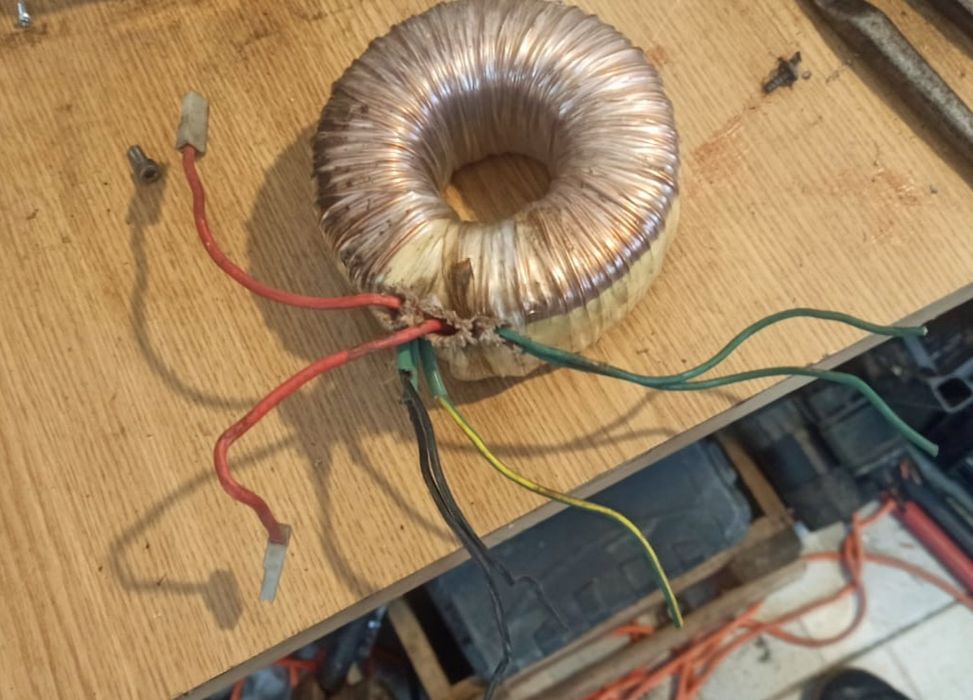 Transformatoare toroidale de pana la 300 VA